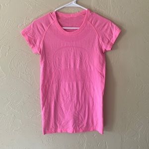 LuluLemon Swiftly Tech Short Sleeve